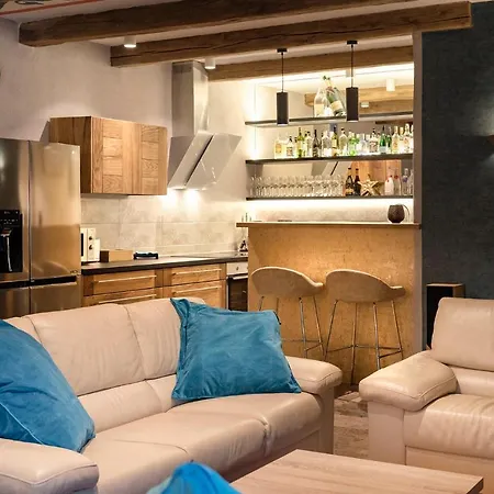 Luxury Palazzo V. Pelsocz Hvar Town